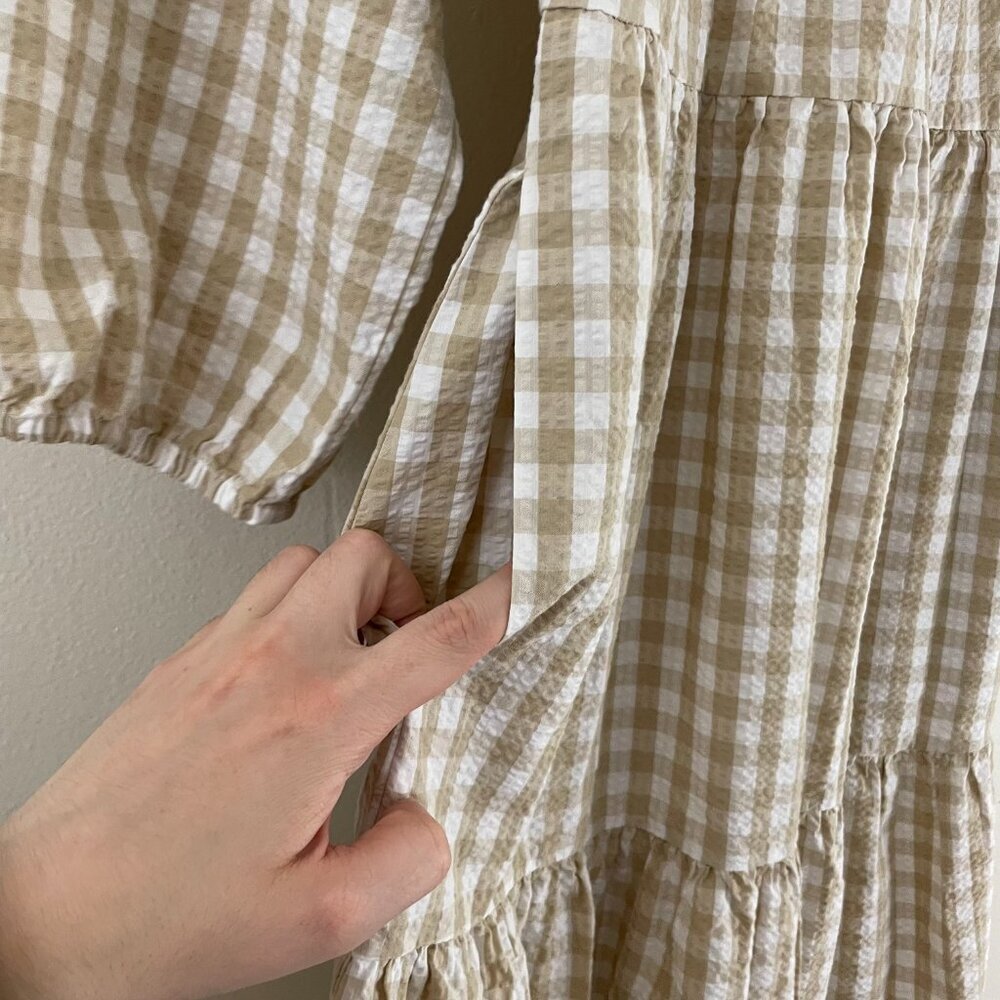 J Crew Light Khaki White Seersucker Ruffle Neck Mini Dress Size 6 - Picture 5 of 6